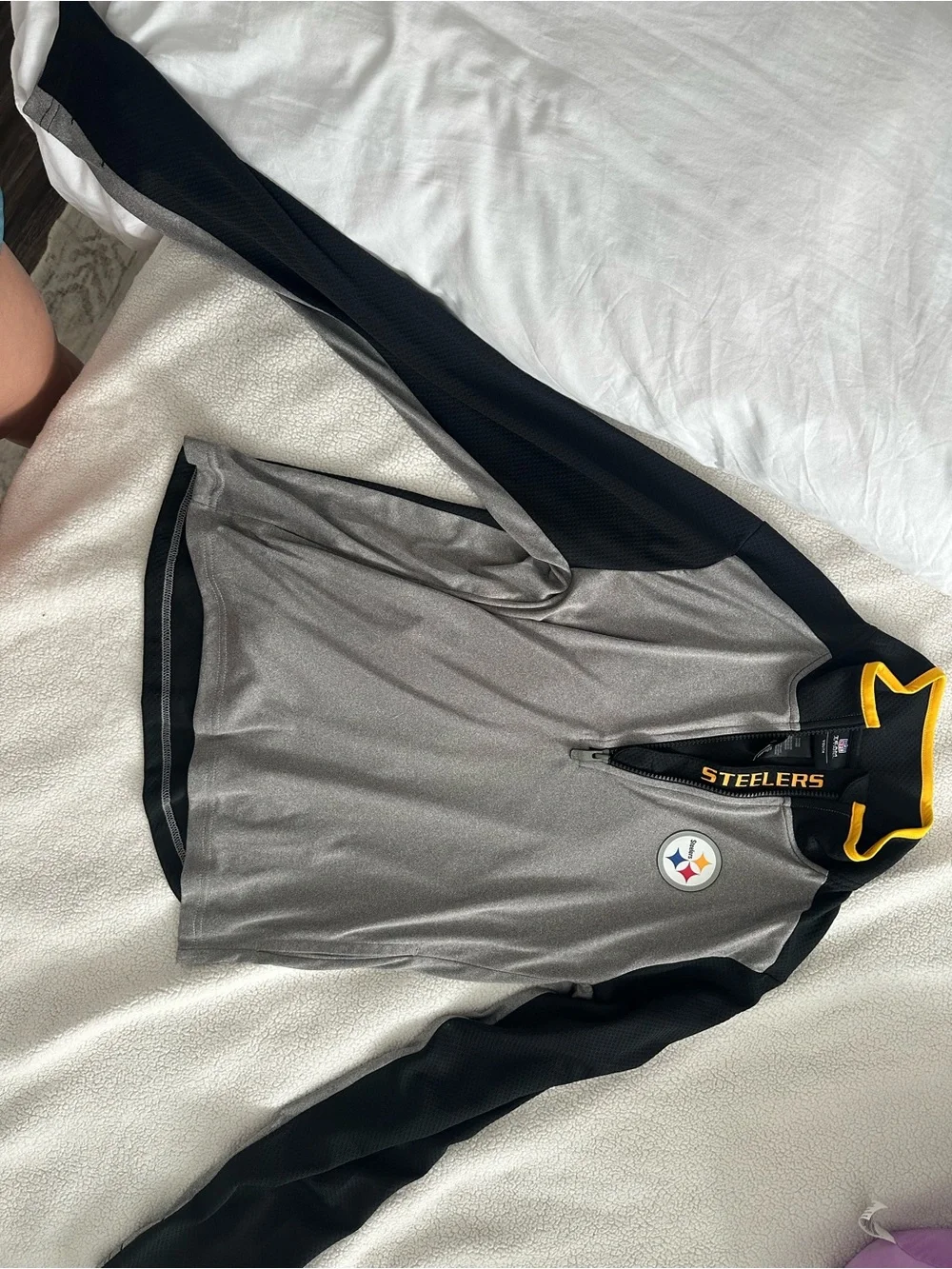 NFL Youth Steelers Gray, Black & Gold Hooded Zip Jacket